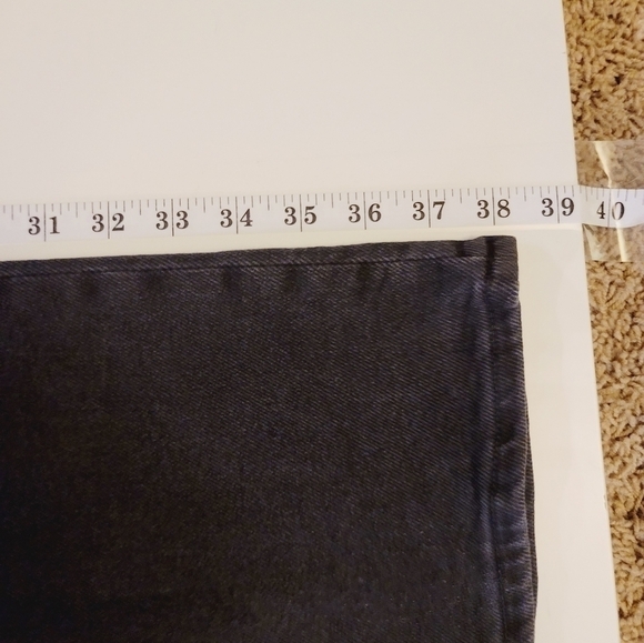 MADEWELL MID-RISE KICK OUT JEANS IN RINSED BLACK, SZ 31 - Picture 14 of 16